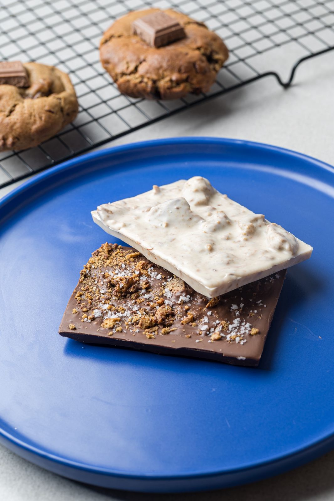 Barra ao leite com cookies & flor de sal